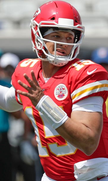 Chiefs escape serious trouble with Mahomes, lessening blow of losing Hill
